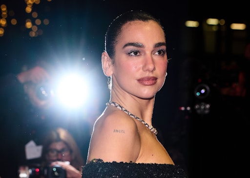 Vorschau Bild von Sängerin Dua Lipa // Weiterer Text über ots und
www.presseportal.de/nr/9021 / Die Verwendung dieses Bildes für
redaktionelle Zwecke ist unter Beachtung aller mitgeteilten
Nutzungsbedingungen zulässig und dann auch honorarfrei.
Veröffentlichung ausschließlich mit Bildrechte-Hinweis.