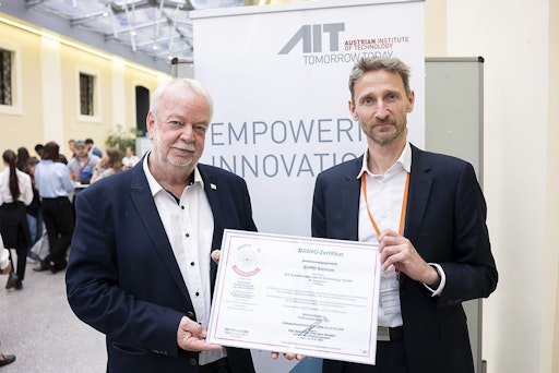Peter Gelber, Geschäftsführer der DSGVO-zt GmbH, Dieter Hayn,
Senior Scientist in der Competence Unit Digital Health Information
Systems des AIT Center for Health and Bioresources
