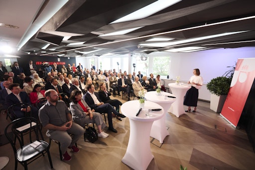 Vorschau Bild von Die APA - Austria Presse Agentur beging gestern, Mittwoch, in
einem Festakt ihr 80-jähriges Jubiläum als unabhängige
Nachrichtenagentur.