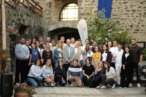 Gruppenfoto der Peace Days 1 2026 auf der Europaburg
Forchtenstein