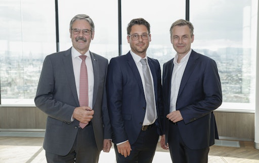  Erwin Hameseder, Obmann der Raiffeisen-Holding NÖ-Wien, Oliver
Gorbach, designierter Risikovorstand und Mitglied der
Geschäftsleitung und Martin Hauer, künftiger Generaldirektor
Raiffeisen NÖ-Wien