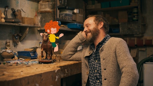 Vorschau Bild von © Stefan Biebl: Szenenmotiv aus Teil 1, PUMUCKL UND DAS GROSSE
MISSVERSTÄNDNIS (Florian Brückner als "Eder") // Weiterer Text über
ots und www.presseportal.de/nr/12946 / Die Verwendung dieses Bildes
für redaktionelle Zwecke ist unter Beachtung aller mitgeteilten
Nutzungsbedingungen zulässig und dann auch honorarfrei.
Veröffentlichung ausschließlich mit Bildrechte-Hinweis.