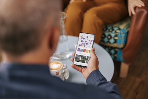 City Guide App "ivie"