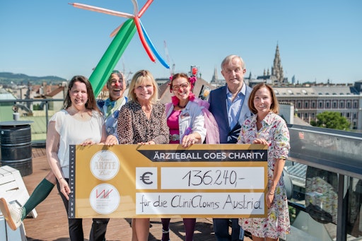 Reinerlös des ausverkauften Abends kommt den CliniClowns Austria
zugute - Höchste Charity-Spende in der Geschichte des Wiener
Ärzteballs