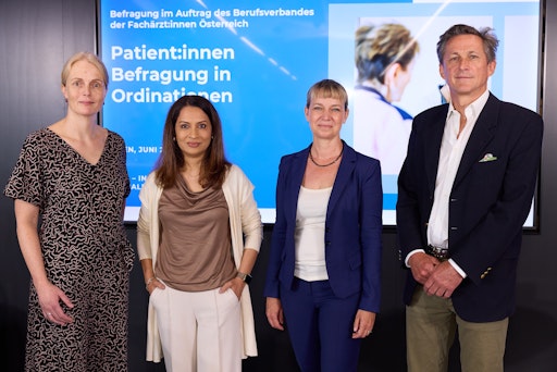 https://www.apa-fotoservice.at/galerie/40021 Im Bild (v.l.n.r.):
Dr.in Eva Zeglovits (IFES-Geschäftsführerin), Univ.-Prof.in Mag.a
Dr.in Bonni Syeda (Fachärztin für innere Medizin, Generalsekretärin
Berufsverband Fachärzt:innen Österreich), Univ.-Doz.in Dr.in Verena
Niederberger-Leppin (Fachärztin für HNO-Heilkunde), Dr. Florian
Mittermayer, MSc (Präsident des Berufsverbands Fachärzt:innen
Österreich)
