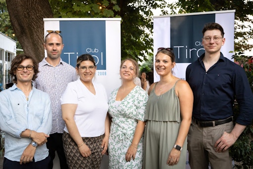 Vorschau Bild von v.l.: Luca Pümpel (Like an Actor - Rhetoriktraining), Martin
Lanner (Hoyos Klinger Lanner Rechtsanwälte), Özlem Ciftci
(Juristin), Jacqueline Reich-Schreter (stadt wien marketing), Anja
Mayer (n.b.s. GmbH), Sebastian Berloffa (Enteco Concept GmbH)