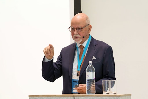 Professor Martin Exner, Präsident der Deutschen Gesellschaft für
Allgemeine und Krankenhaus-Hygiene