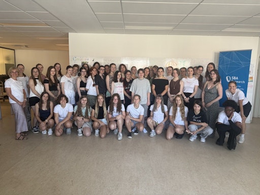 Gruppenfoto aller Workshopteilnehmerinnen bei SBA Research