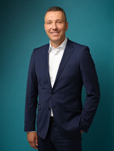 Vorschau Bild von Christian Müller. Christian Müller, Co-CEO der Sparte Schwarz
Digits übernimmt Gesamtverantwortung - Rolf Schumann, bisheriger
Co-CEO, verlässt das Unternehmen nach erfolgreicher
Entwicklungsphase // Weiterer Text über ots und
www.presseportal.de/nr/129569 / Die Verwendung dieses Bildes für
redaktionelle Zwecke ist unter Beachtung aller mitgeteilten
Nutzungsbedingungen zulässig und dann auch honorarfrei.
Veröffentlichung ausschließlich mit Bildrechte-Hinweis.
