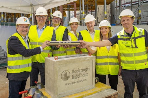 Grundsteinlegung für das neue Bürogebäude von Boehringer
Ingelheim.