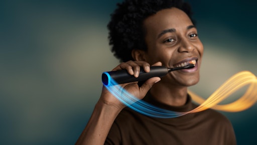 Die neue Philips Sonicare Next-Generation DiamondClean 9900
Prestige gibt Echtzeit-Feedback direkt auf dem Handstück und macht
die Putzabdeckung sichtbar. // Weiterer Text über ots und
www.presseportal.de/nr/6711 / Die Verwendung dieses Bildes für
redaktionelle Zwecke ist unter Beachtung aller mitgeteilten
Nutzungsbedingungen zulässig und dann auch honorarfrei.
Veröffentlichung ausschließlich mit Bildrechte-Hinweis.