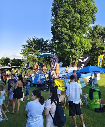 Vorschau Bild von Am 12. Juli fand der erste Surfdays Jam in Velden am Wörthersee
im bekannten Kurpark im Herzen der Gemeinde statt.