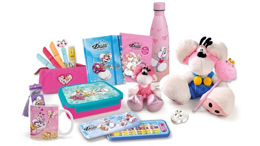 Vorschau Bild von Die neue Diddl-Kollektion verbindet beliebte Klassiker mit neuen
Produkten für verschiedene Generationen. © Goletz / WARIMEX GmbH //
Weiterer Text über ots und www.presseportal.de/nr/181905 / Die
Verwendung dieses Bildes für redaktionelle Zwecke ist unter
Beachtung aller mitgeteilten Nutzungsbedingungen zulässig und dann
auch honorarfrei. Veröffentlichung ausschließlich mit
Bildrechte-Hinweis.