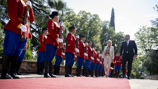 Vorschau Bild von Verteidigungsministerin Klaudia Tanner traf auf Amtskollegen in
Montenegro