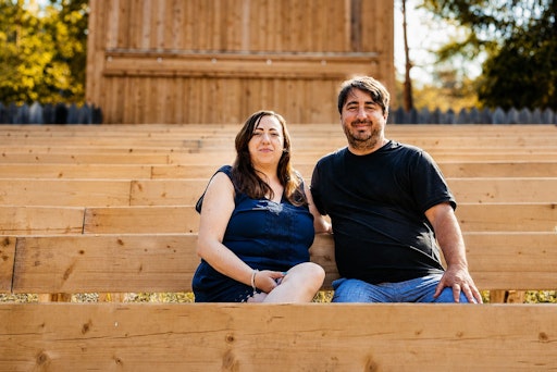 Eva Kaufmann und Sebastian Streibel setzen im Waldviertel bewusst
auf Nähe statt Größe – und schaffen mit dem Wipfelklang Festival
einen Kulturort für besondere Begegnungen.