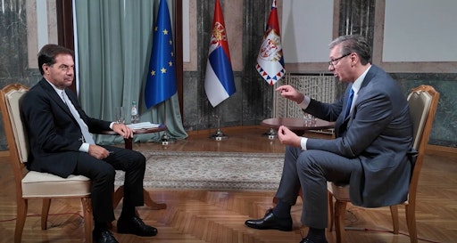 Rainer Nowak beim Interview mit Aleksandar Vučić in Serbien.