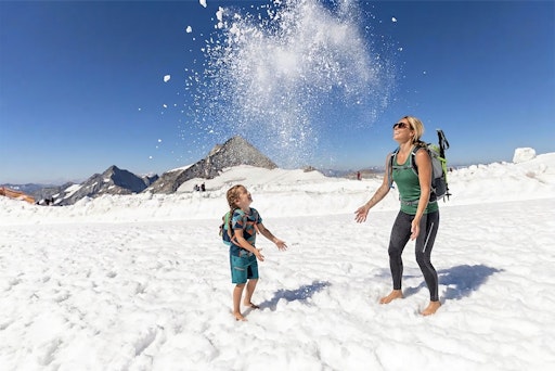  Nur eines von vielen Sommererlebnissen am Hintertuxer Gletscher