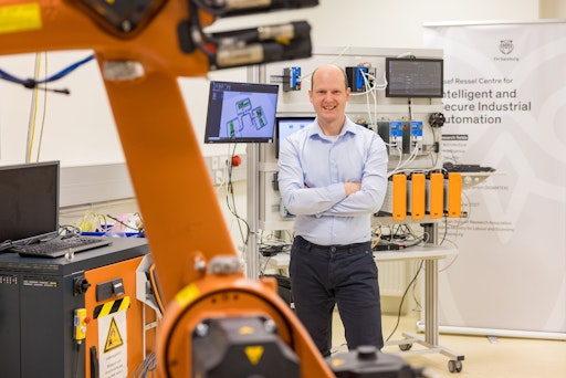Stefan Huber, Head of Research am Department Information
Technologies and Digitalisation und Leiter des Josef Ressel Zentrum
für Intelligente und Sichere Industrieautomatisierung