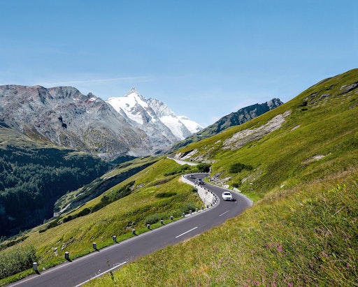 Großglockner Hochalpenstraße – Auffahrt Gletscherstraße zur
Kaiser-Franz-Josefs-Höhe mit Blick auf den Großglockner