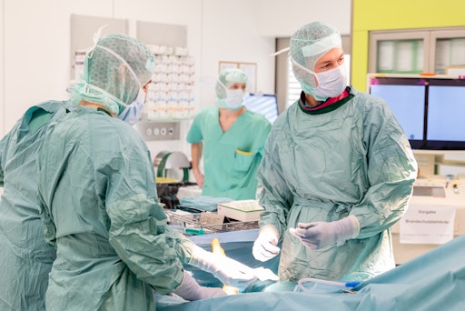 Vorschau Bild von 97 Prozent Weiterempfehlung: Bestzeugnis für AUVA-Spitäler und
Rehazentren