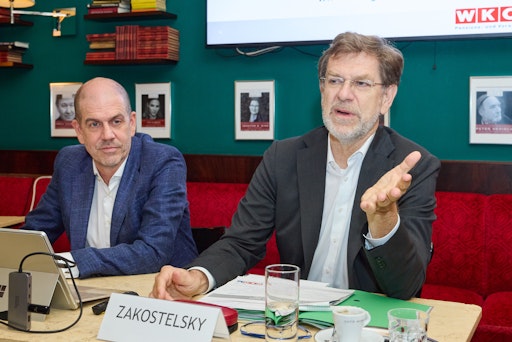 Vorschau Bild von Dr. Peter Hajek (UNIQUE research), Mag. Andreas Zakostelsky,
Obmann des Fachverbandes