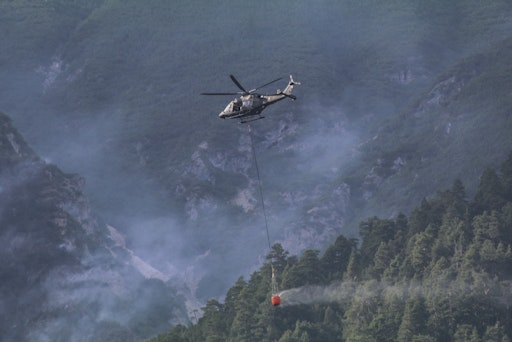 AW 169 beim Löschwassertransport