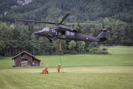 Vorschau Bild von S-70 Black Hawk im Waldbrandeinsatz