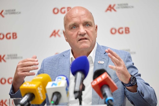Vorschau Bild von AK Niederösterreich-Präsident und ÖGB NÖ-Vorsitzender Markus
Wieser bei der Pressekonferenz Halbjahresbilanz der AK
Niederösterreich im Arbeits- und Sozialrecht.