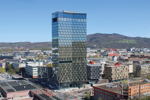 Vorschau Bild von Mit dem vierteiligen Gebäudeensemble QUADRILL in Linz realisierte
die BODNER Gruppe ein Leuchtturmprojekt ihres umfassenden
Immobilienportfolios.