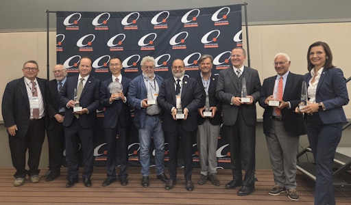 Die stolzen Gewinner der COTY-Awards, die im Rahmen der Messe der
American Numismatic Association in Pittsburgh übergeben wurden.