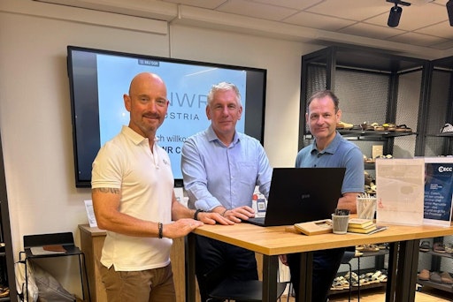 Gemeinsam für die digitale Zukunft des Schuhfachhandels. V. l. n.
r.: Stefan Nicolai, Geschäftsführer ECC European Clearing Center,
Andreas Mayer, Geschäftsführer der ANWR Austria, und Roland
Fuschlberger von Schuhmoden Fuschlberger.