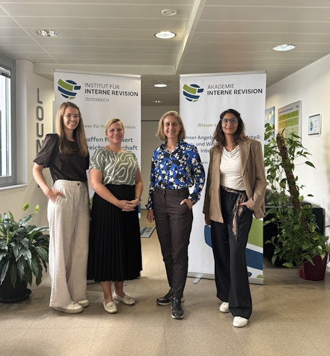 V.l.n.r.: Verena Heinzelreither (Team Akademie Interne Revision),
Martina Leitgeb (Vorstandsvorsitzende IIA Austria), Tatjana Baborek
(Geschäftsführerin), Tanya Sharma-Kurevija (Team Akademie Interne
Revision)