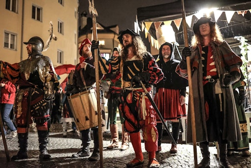 Beim Haller Freudenfeuer wird die historische Altstadt zur
stimmungsvollen Bühne für das Mittelalter.