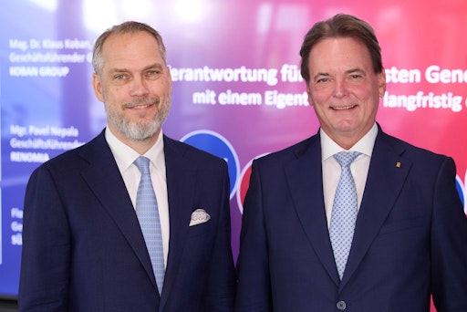 Vorschau Bild von V.l.n.r: Pavel Nepala (Geschäftsführer der RENOMIA GROUP), Klaus
Koban (CEO und geschäftsführender Gesellschafter der KOBAN)