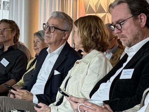 Internationale Speaker bei BIbel TV: Jared Geesey, Angel Studios
(r.) und der französische Digitalpionier Éric Célérier (3.v.r.) //
Weiterer Text über ots und www.presseportal.de/nr/55188 / Die
Verwendung dieses Bildes für redaktionelle Zwecke ist unter
Beachtung aller mitgeteilten Nutzungsbedingungen zulässig und dann
auch honorarfrei. Veröffentlichung ausschließlich mit
Bildrechte-Hinweis.