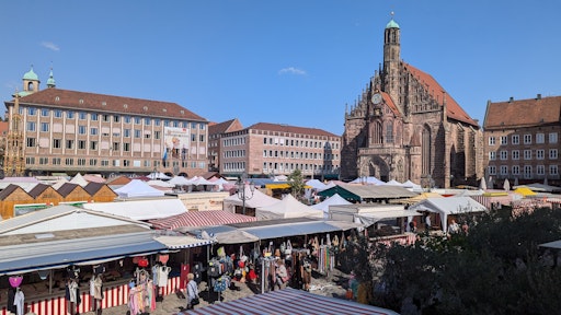 Herbstmarkt in Nürnberg // Weiterer Text über ots und
www.presseportal.de/nr/113984 / Die Verwendung dieses Bildes für
redaktionelle Zwecke ist unter Beachtung aller mitgeteilten
Nutzungsbedingungen zulässig und dann auch honorarfrei.
Veröffentlichung ausschließlich mit Bildrechte-Hinweis.