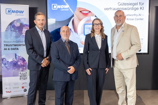 https://www.apa-fotoservice.at/galerie/40105 Im Bild v.l.n.r.:
Ronald Sallmann (IT-Kommunal GmbH / Österreichischer Städtebund);
Erich Albrechtowitz (Bundeskanzleramt); Dr.in Cathrin von Hesler
Verantwortliche für das Gütesiegel Trustworthy AI – by Know Center;
Oliver Bernecker, MSc CEO Know Center