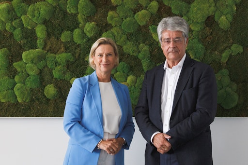 Im Bild v.l.n.r.: Marion Mitsch (FEEI-Geschäftsführerin),
Wolfgang Hesoun (FEEI-Obmann)