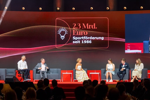 Vorschau Bild von Sportpanel Österreichische Lotterien 40 Jahre Lotto: 2,3
Milliarden Euro flossen seit Gründung der Österreichischen Lotterien
in den österreichischen Sport © Christian Husar