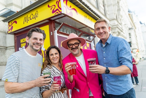 Vorschau Bild von McDonald's Österreich präsentierte die neue Getränkeplattform mit
einem Pre-Tasting bei der AUSGABE im 9. Bezirk in Wien.