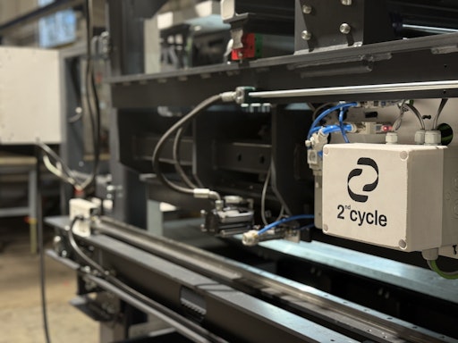 Vollautomatische Entrahmungsanlage für PV-Module mit extrem
materialschonender Funktionalität von 2nd Cycle