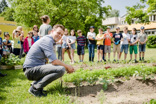 Immer mehr Bildungseinrichtungen werden Teil des KlimaAcker-Netzwerks in OÖ