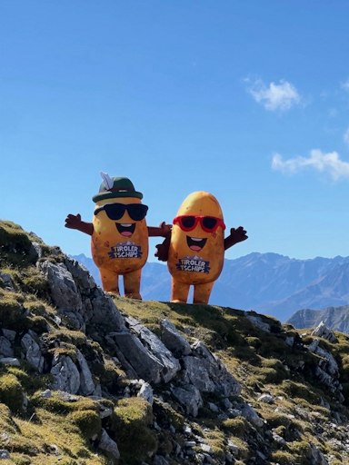 Vorschau Bild von Tiroler Tschips: die Bro-tatoes wandern auf der Innsbrucker
Nordkette.