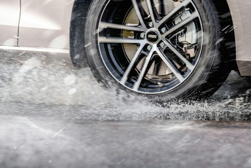 Fünf verbreitete Irrtümer über Ganzjahresreifen im Check - am
Beispiel des Nokian Tyres Seasonproof 2 // Weiterer Text über ots
und www.presseportal.de/nr/59963 / Die Verwendung dieses Bildes für
redaktionelle Zwecke ist unter Beachtung aller mitgeteilten
Nutzungsbedingungen zulässig und dann auch honorarfrei.
Veröffentlichung ausschließlich mit Bildrechte-Hinweis.
