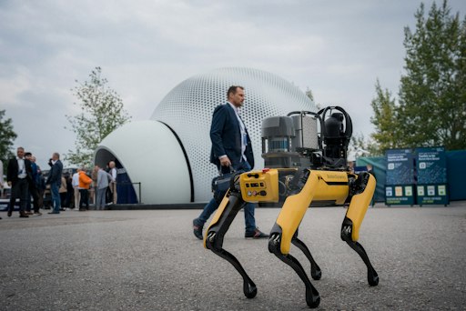 Vorschau Bild von Future Day 2026: Unternehmen der Schwarz Gruppe stärken
Partnerschaften für zukunftsfähige Lieferketten // Weiterer Text
über ots und www.presseportal.de/nr/129569 / Die Verwendung dieses
Bildes für redaktionelle Zwecke ist unter Beachtung aller
mitgeteilten Nutzungsbedingungen zulässig und dann auch honorarfrei.
Veröffentlichung ausschließlich mit Bildrechte-Hinweis.
