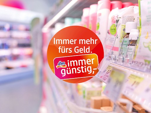 dm immergünstig: Die rund 20.500 Produkte im österreichischen dm
Sortiment wurden seit durchschnittlich 23,3 Monaten nicht
preiserhöht.