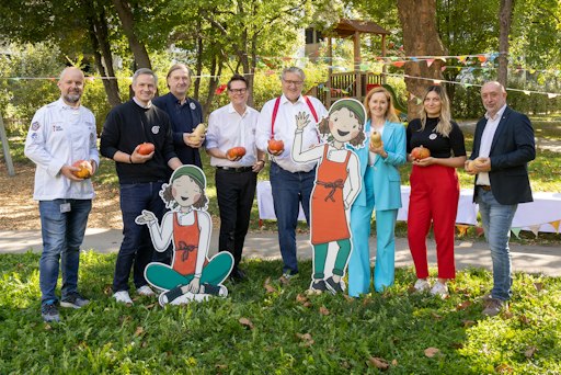 Kinderfreunde und Häuser zum Leben feiern beim Generationfest die
erfolgreiche Kooperation und den weiteren Ausbau mit Ehrengästen.