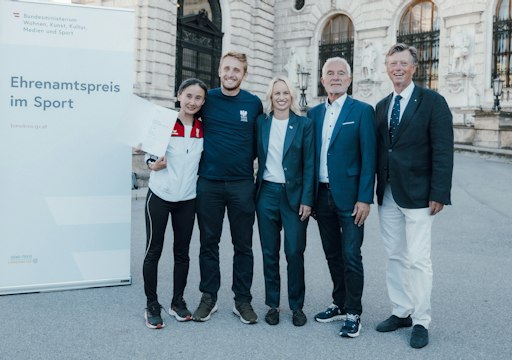ASVÖ Funktionär:innen beim Ehrenamtspreis ausgezeichnet.