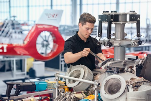 Vorschau Bild von Mit bundesweit drei Werft-Standorten und insgesamt 18 Docks für
Wartungen und Reparaturen ist die DRF Aviation Services für Kunden
verfügbar. Hinzu kommen Line Maintenance Teams für Services direkt
beim Kunden. // Weiterer Text über ots und
www.presseportal.de/nr/60539 / Die Verwendung dieses Bildes für
redaktionelle Zwecke ist unter Beachtung aller mitgeteilten
Nutzungsbedingungen zulässig und dann auch honorarfrei.
Veröffentlichung ausschließlich mit Bildrechte-Hinweis.