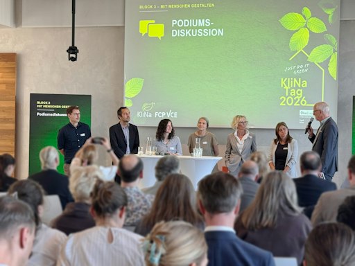KliNa Tag 2026: Podiumsdiskussion (c) FCP v.l.n.r. Tobias
Müllner, Patrick Huber, Elisabeth Leitner, Helga Kromp-Kolb, Maria
Resch, Barbara Laa, Moderator: Martin Brandner
